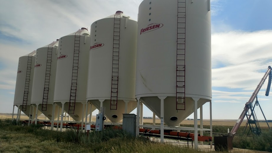 hicks-seeds-cleaning-grain-bins